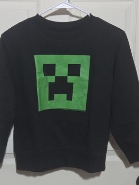 kids size minecraft creeper crewneck